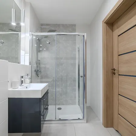 Airport Modern By Bookinghost Poznaň