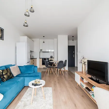 Airport Modern By Bookinghost