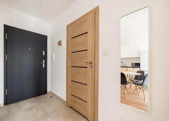 Airport Modern By Bookinghost Apartamento *