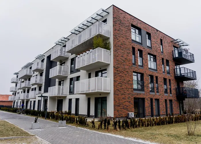 Airport Modern By Bookinghost Apartamento Poznan