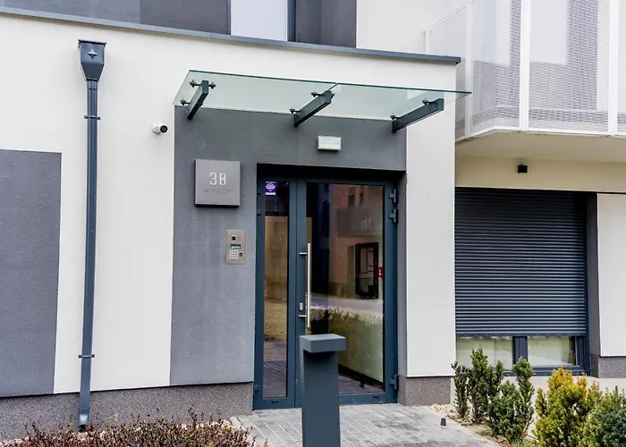 Airport Modern By Bookinghost Apartamento Poznan