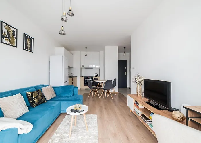 Airport Modern By Bookinghost